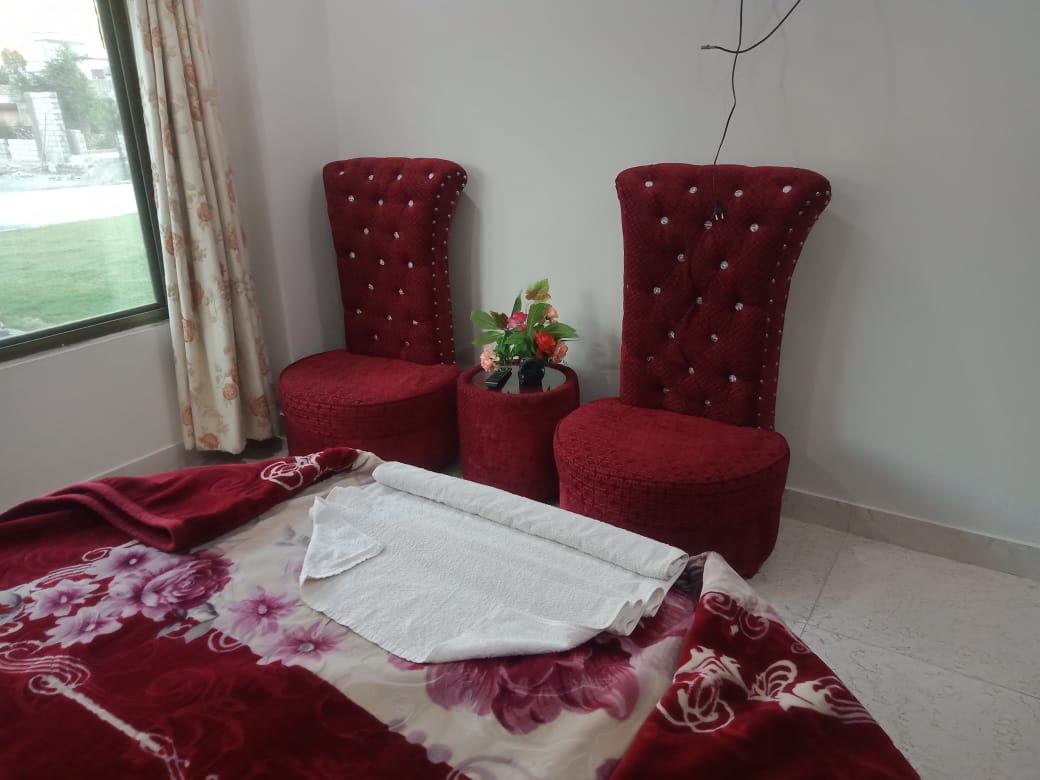 Standard Room (Non AC)