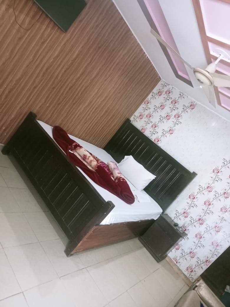 Executive Deluxe