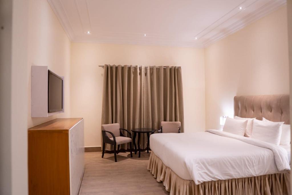 Deluxe Single Room