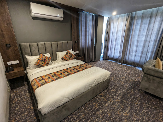 Deluxe Room Single