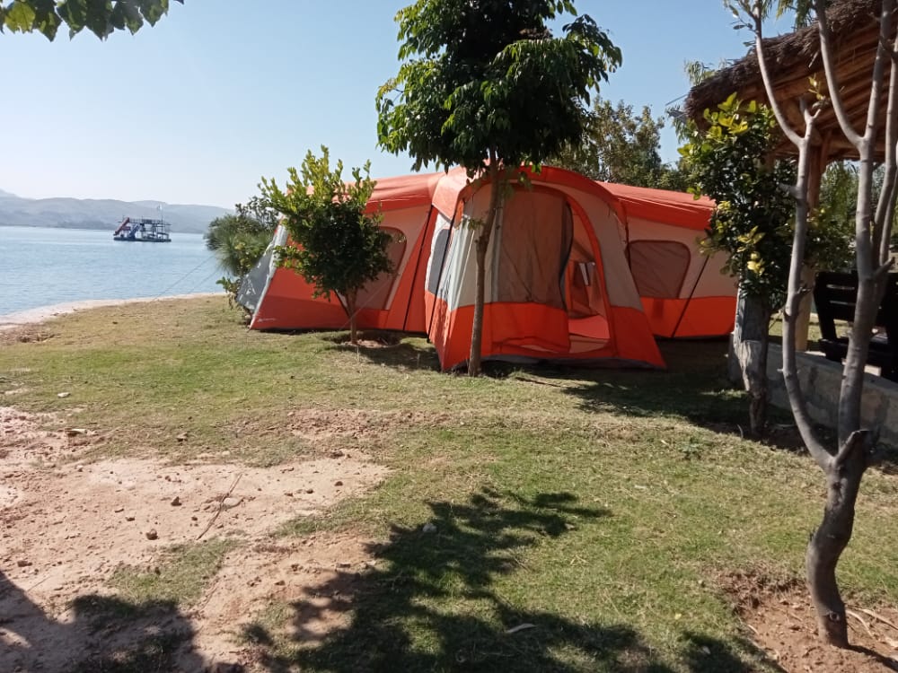 Lake Side Camping Single 