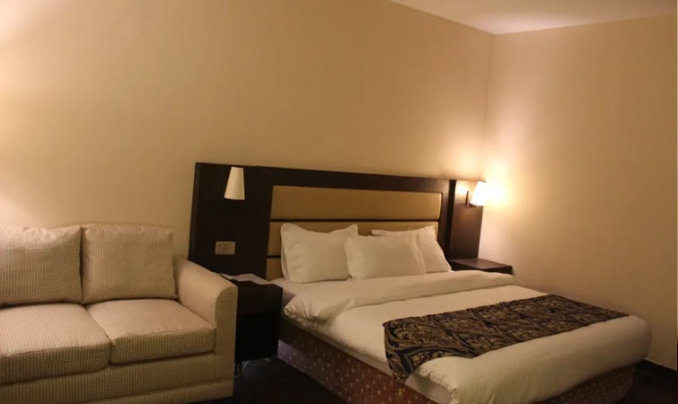 Deluxe Single Room
