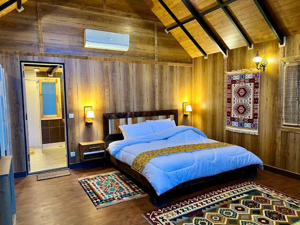 Deluxe Huts