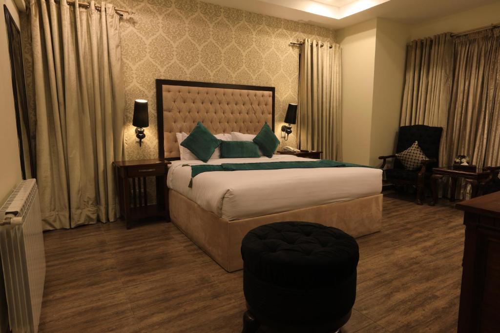 Deluxe Room Double