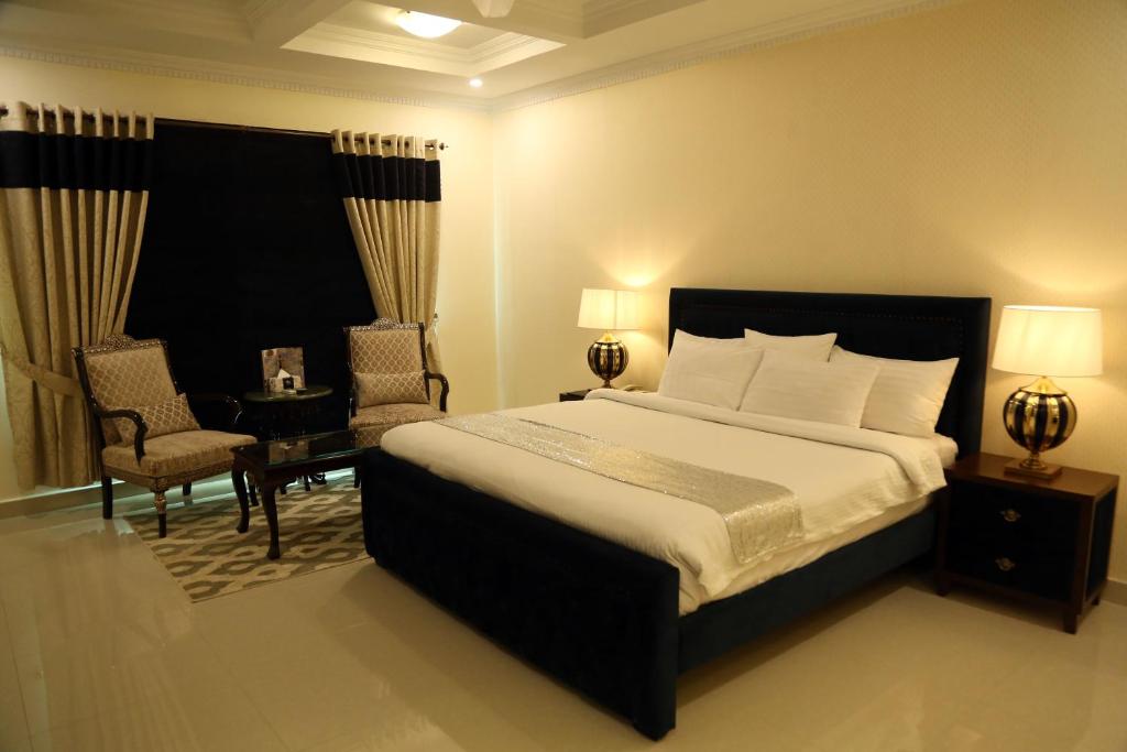 Deluxe Single Room