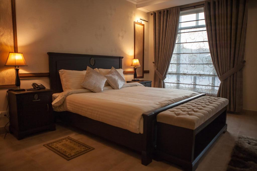 Deluxe Single Room