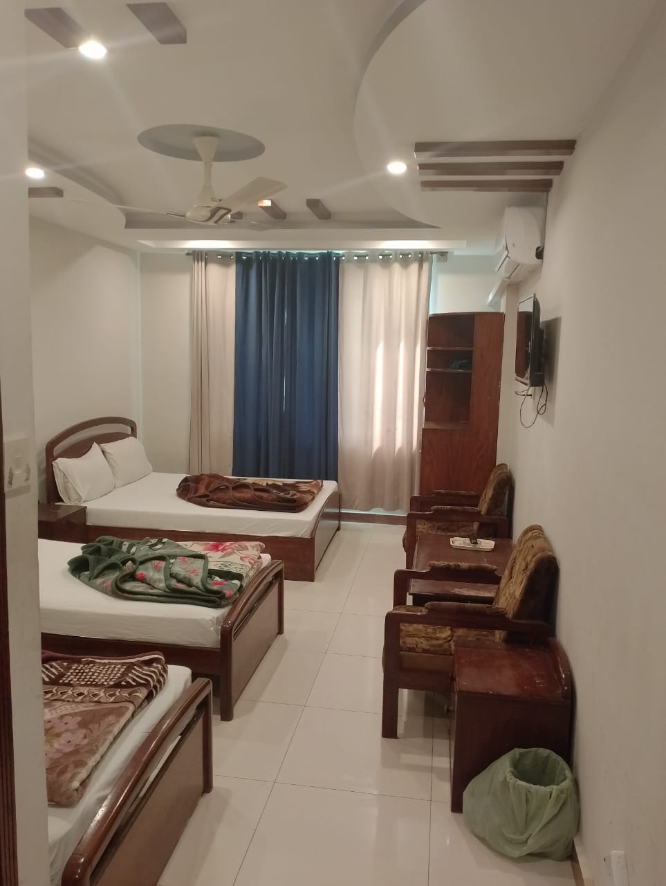 Triple Room