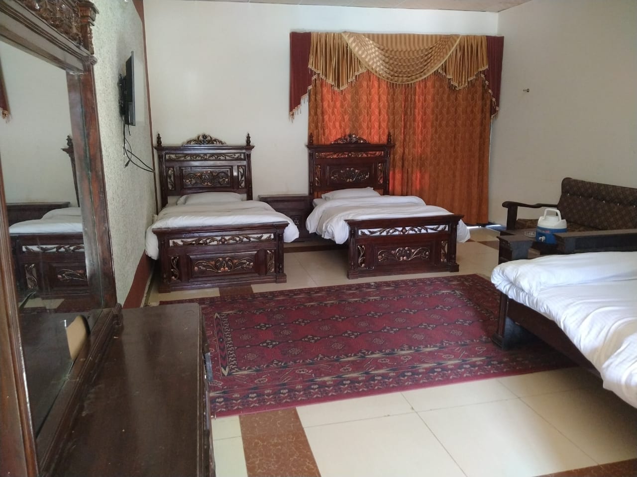 Quad Room