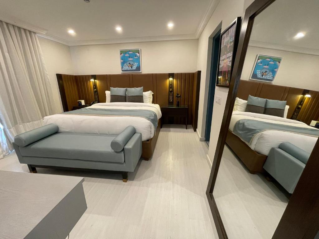 Executive Suite