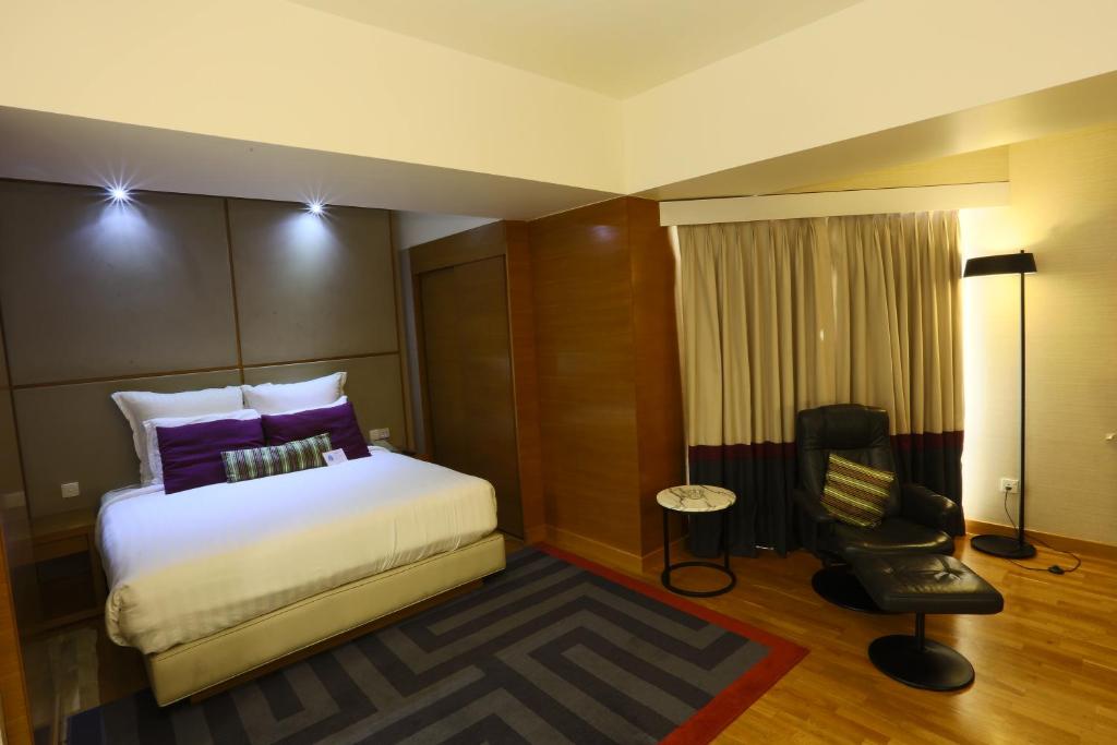Business Suite Double