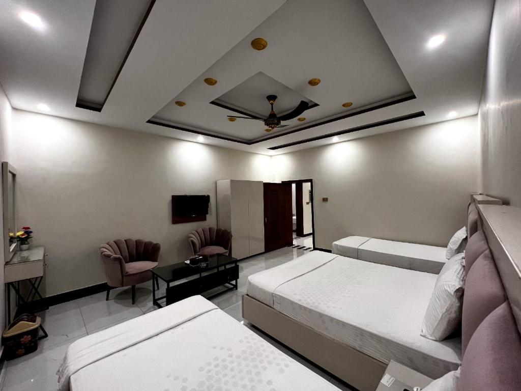 Triple Deluxe Room