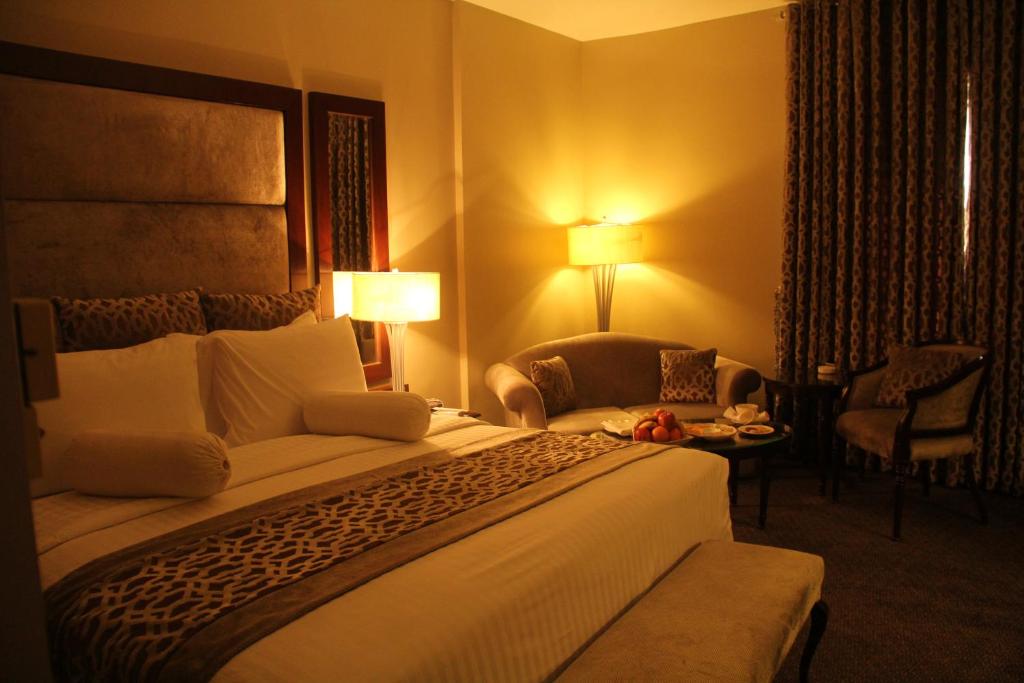 Deluxe Single Room