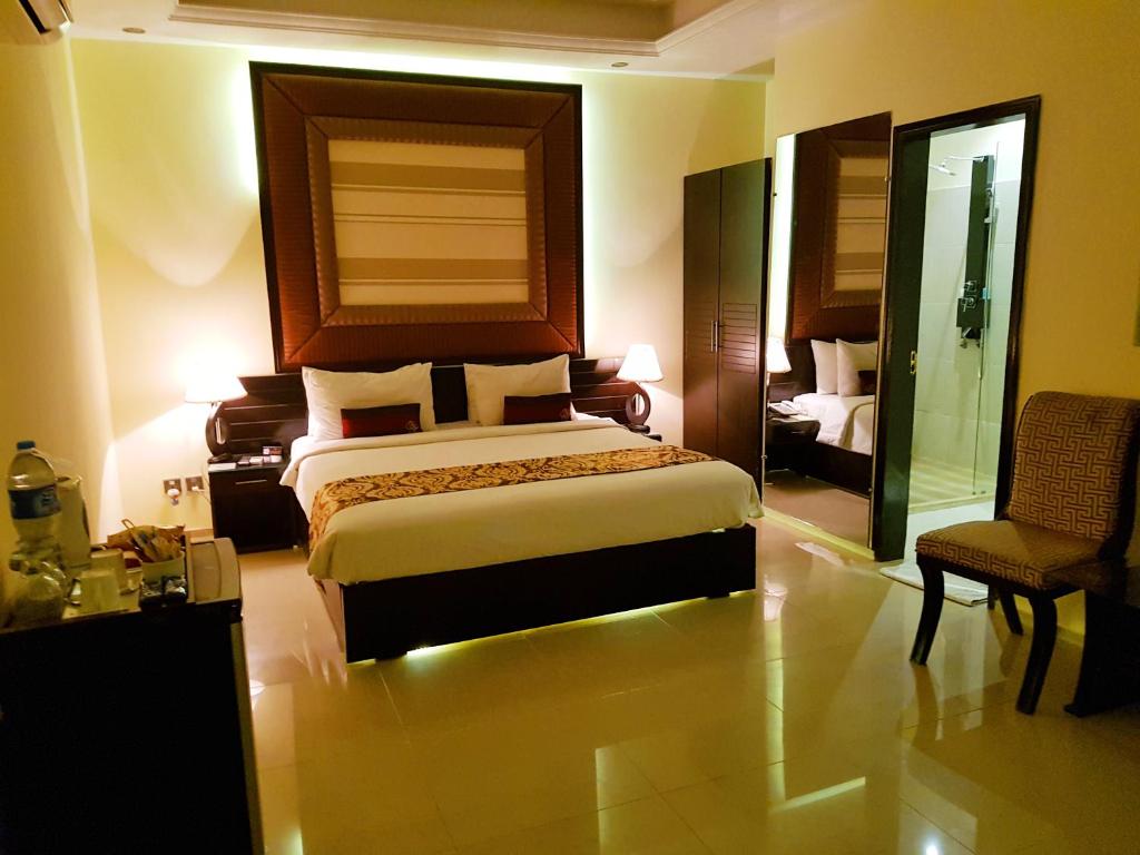 Executive Suite