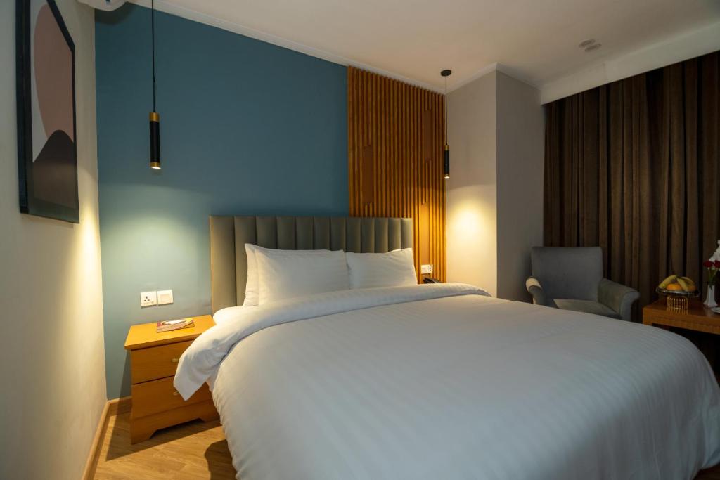 Deluxe Room Single