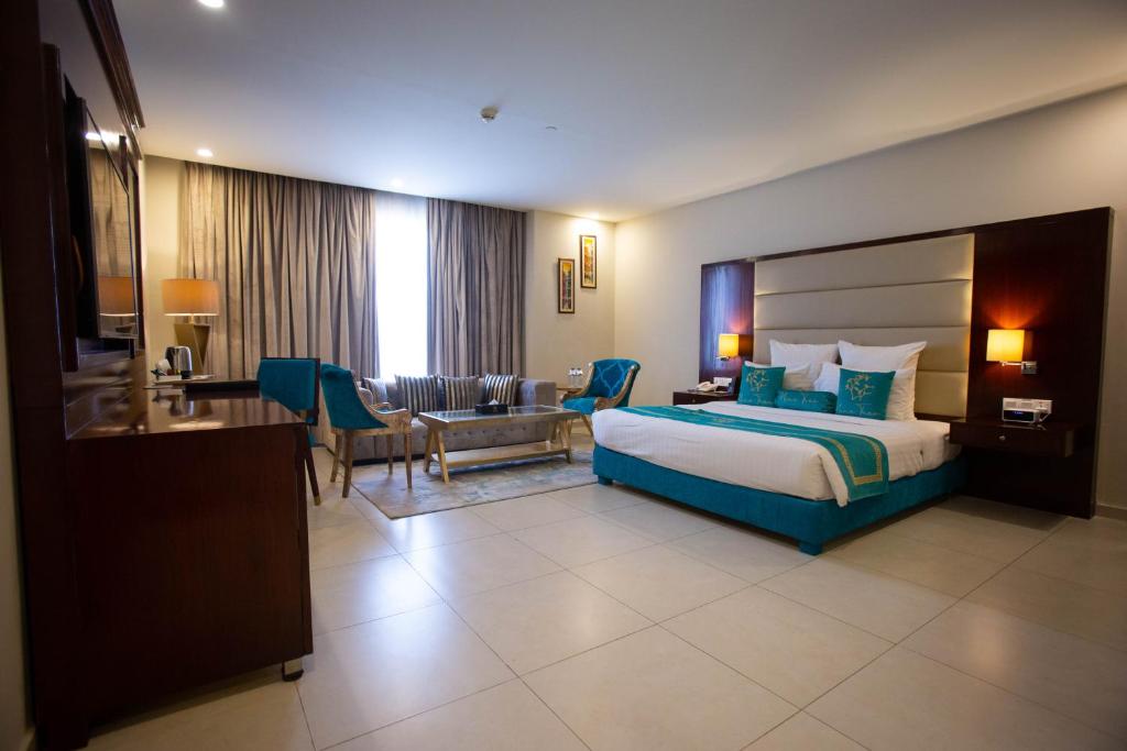 Executive Suite