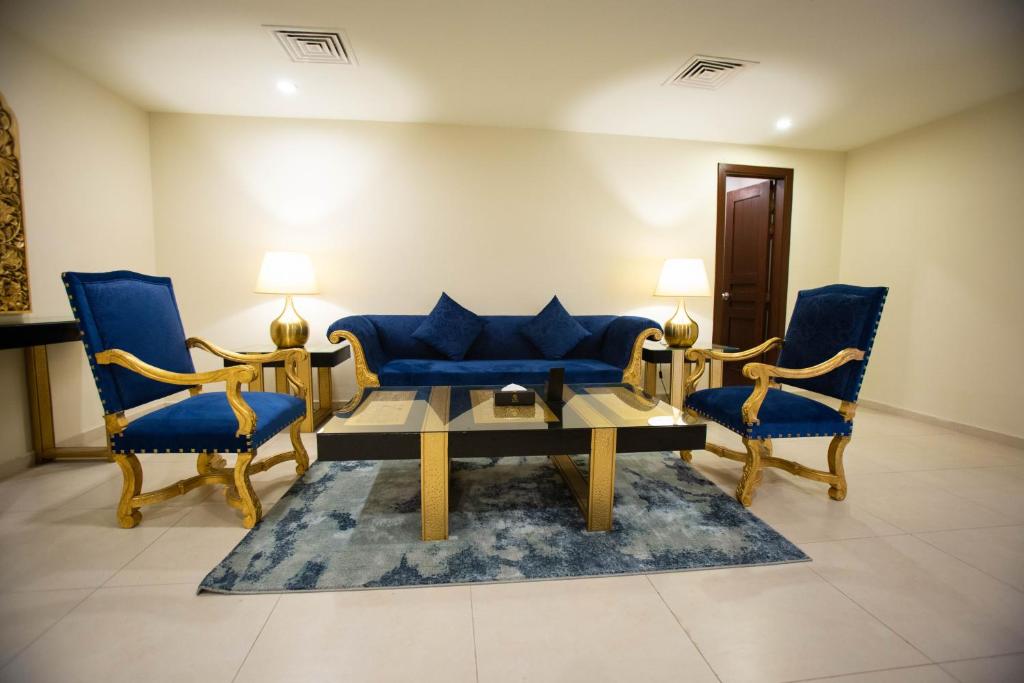 Royal Suites