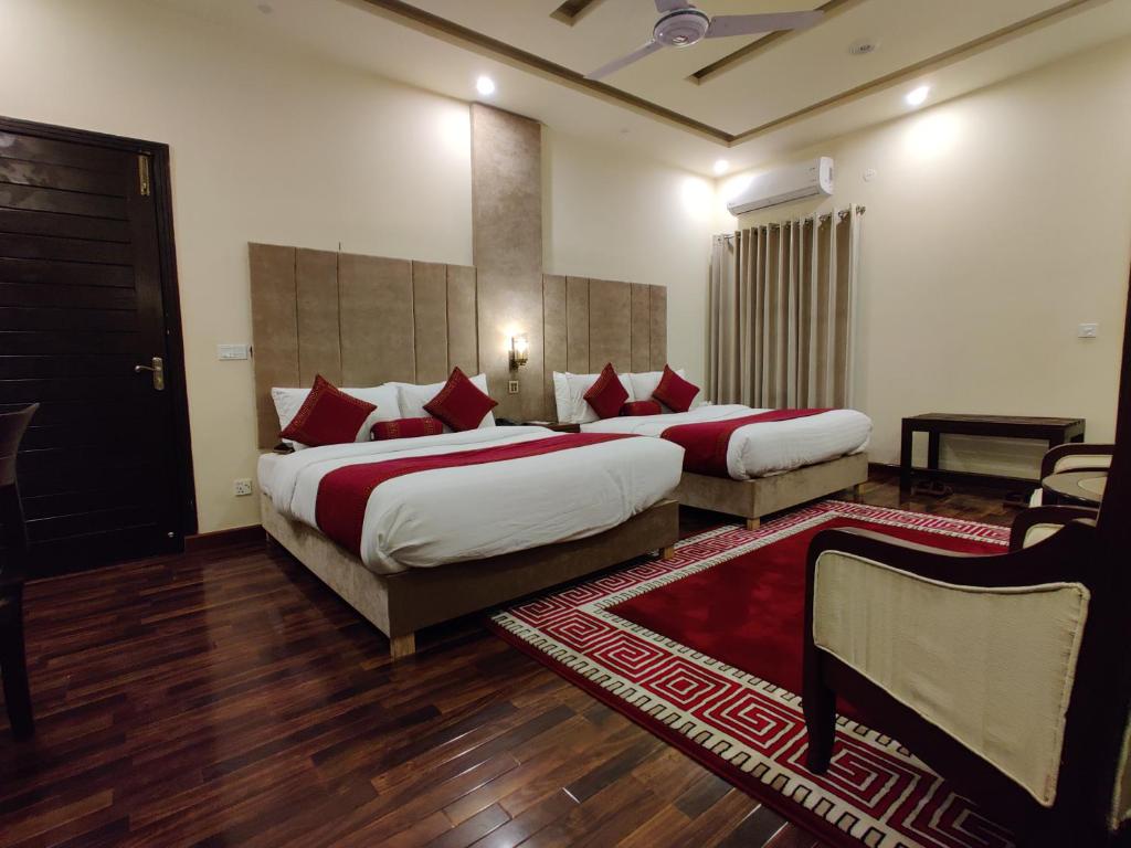 Deluxe Triple Room