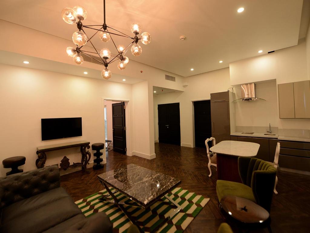 Apartment (3 Rooms)