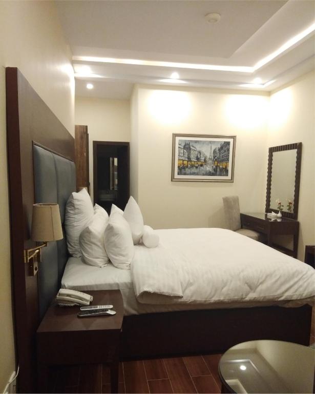Executive Single Room