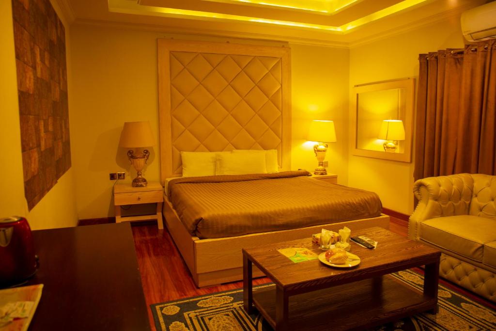 Executive Room