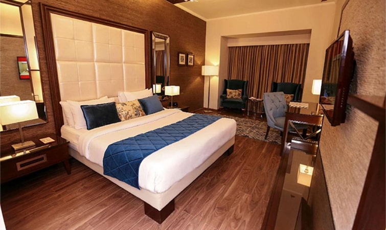 Single Deluxe Room