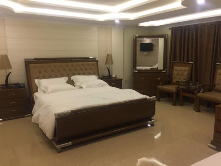 Executive Room