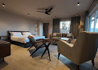 Summit Apartment 