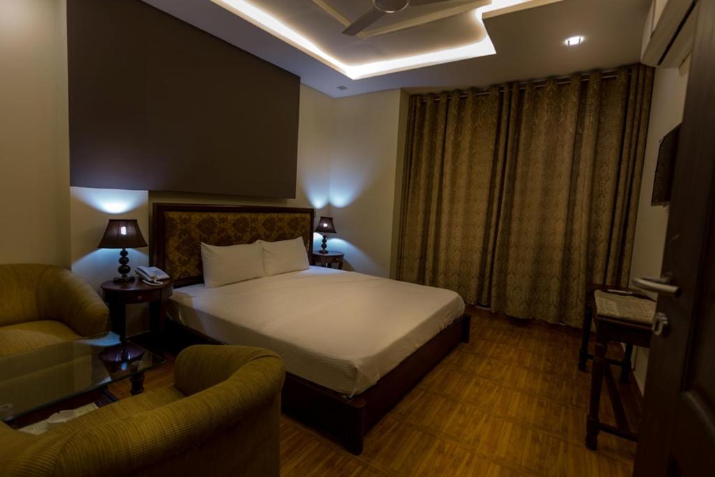 Standard Master Room