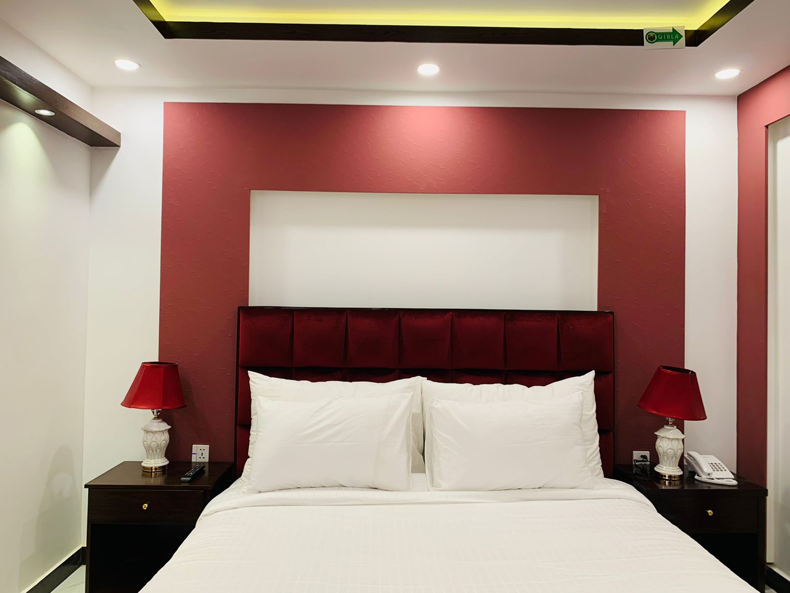  Signature Suites