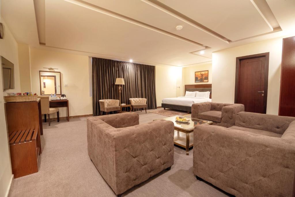 Executive Room