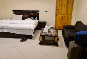 4 Bed Room 