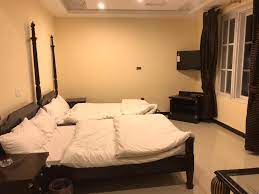 Triple Bed Room