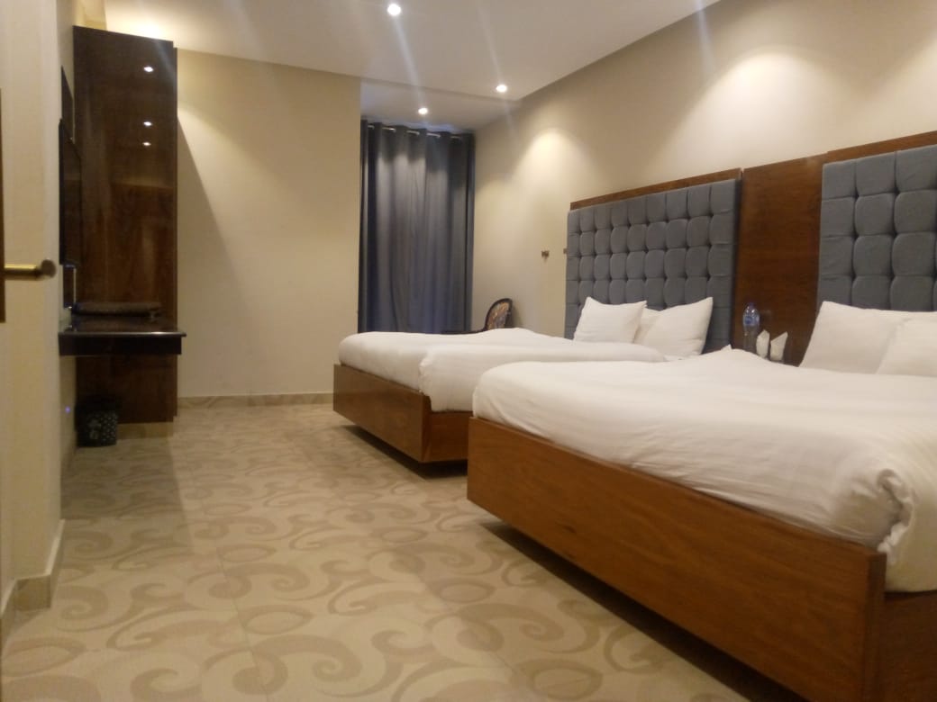 Quad Room