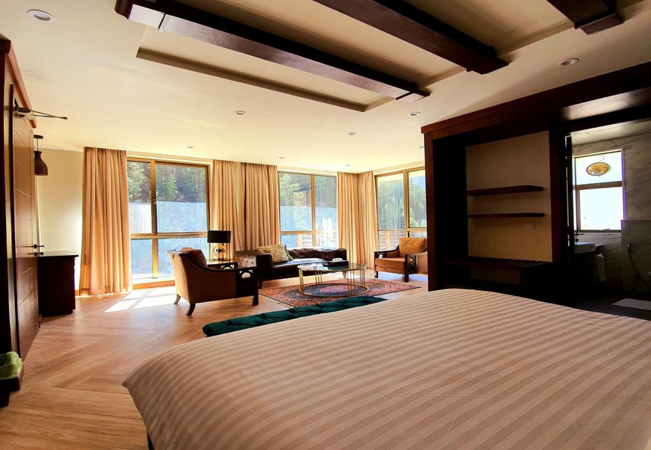 Executive Room (Mountain View)
