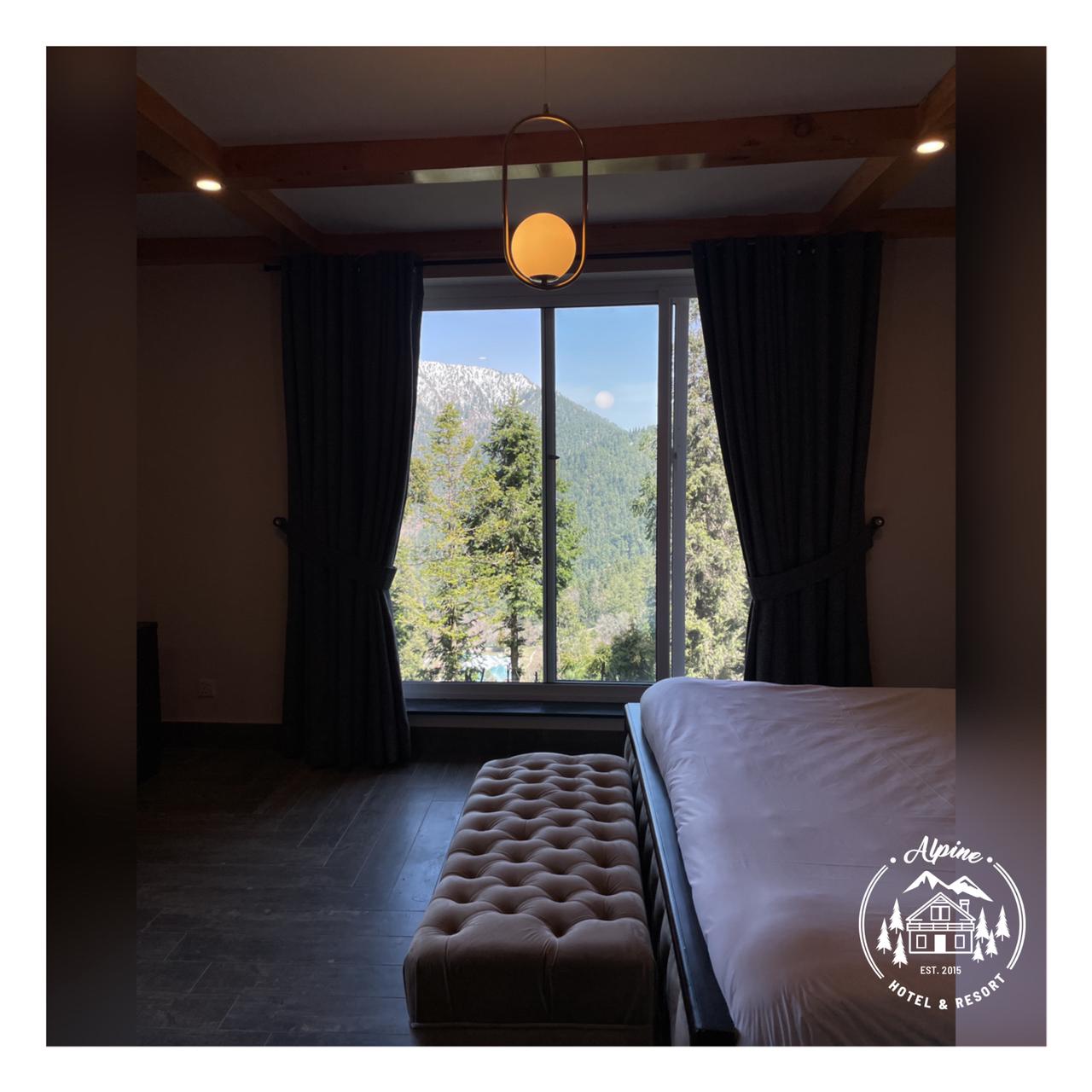 Alpine Hotel & Resort