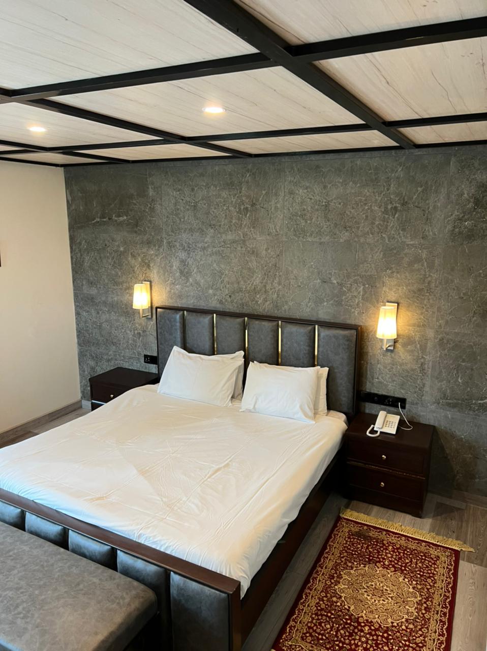 Luxury Room