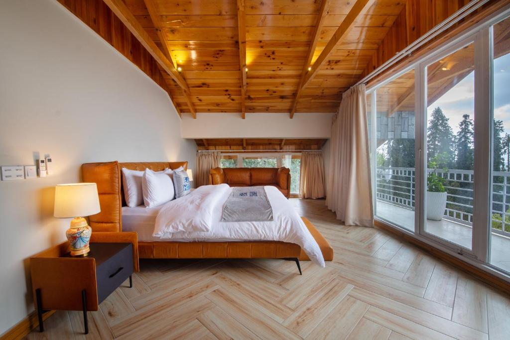 3 Bed Room Ambassador Suite 