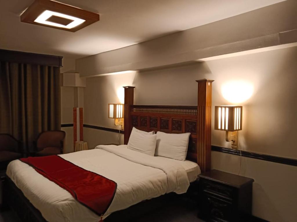 Executive Room