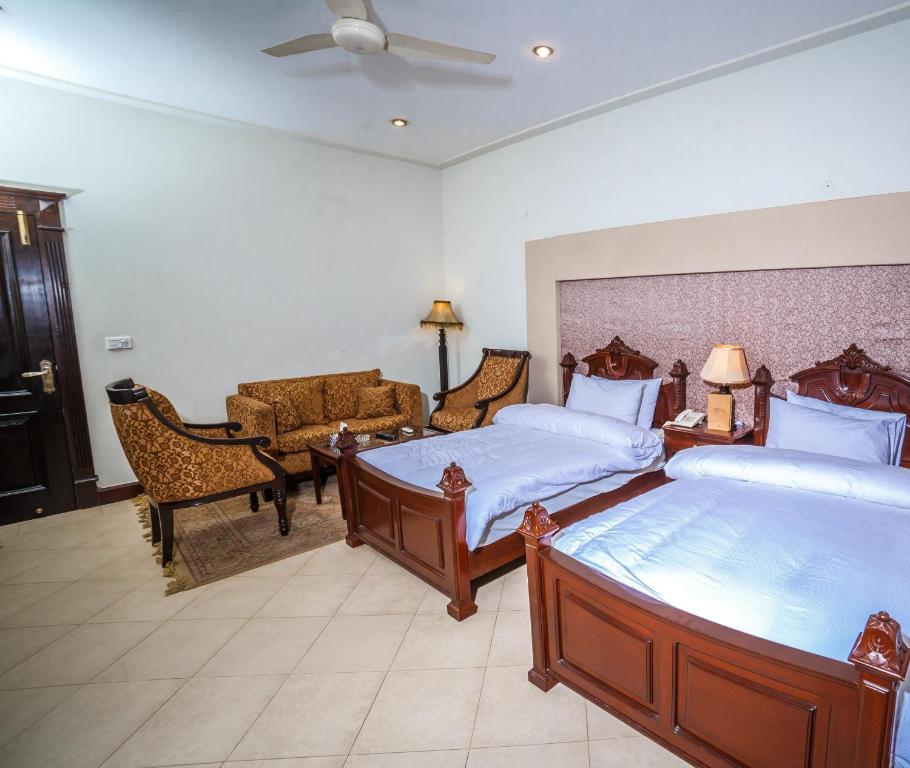 Triple Deluxe Room