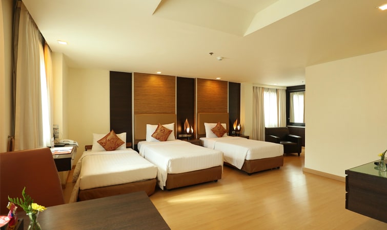 Triple Room