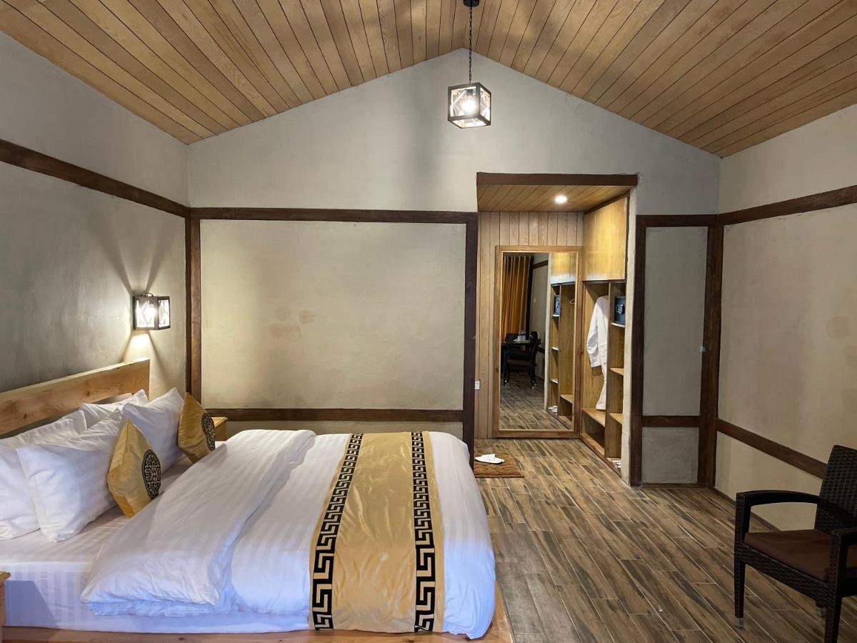 Kachura Executive Cottage 