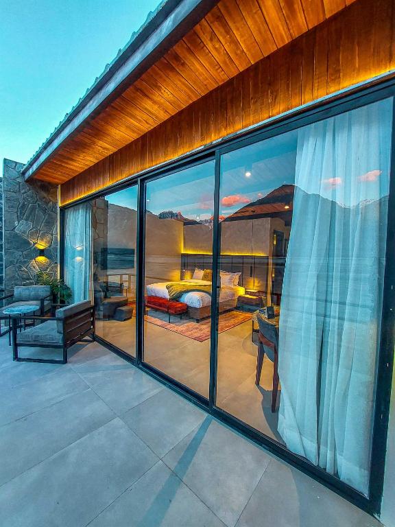 River Front Chalet