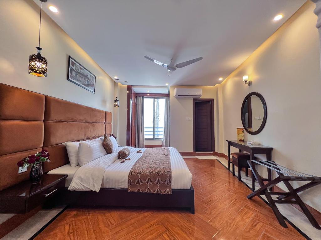 Deluxe Single Room
