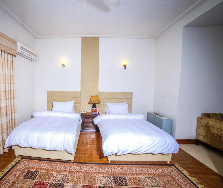 Deluxe Twin Room